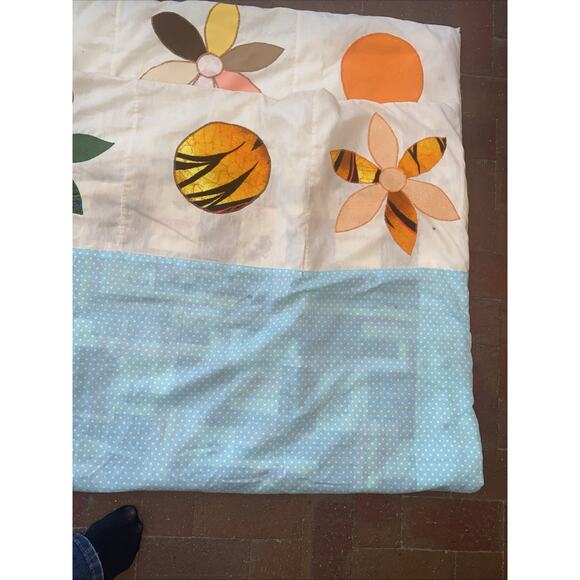 Vintage 1960s Mid-Century Handmade Medium Weight Quilt Throw Twin 69”x 55” - Picture 8 of 9